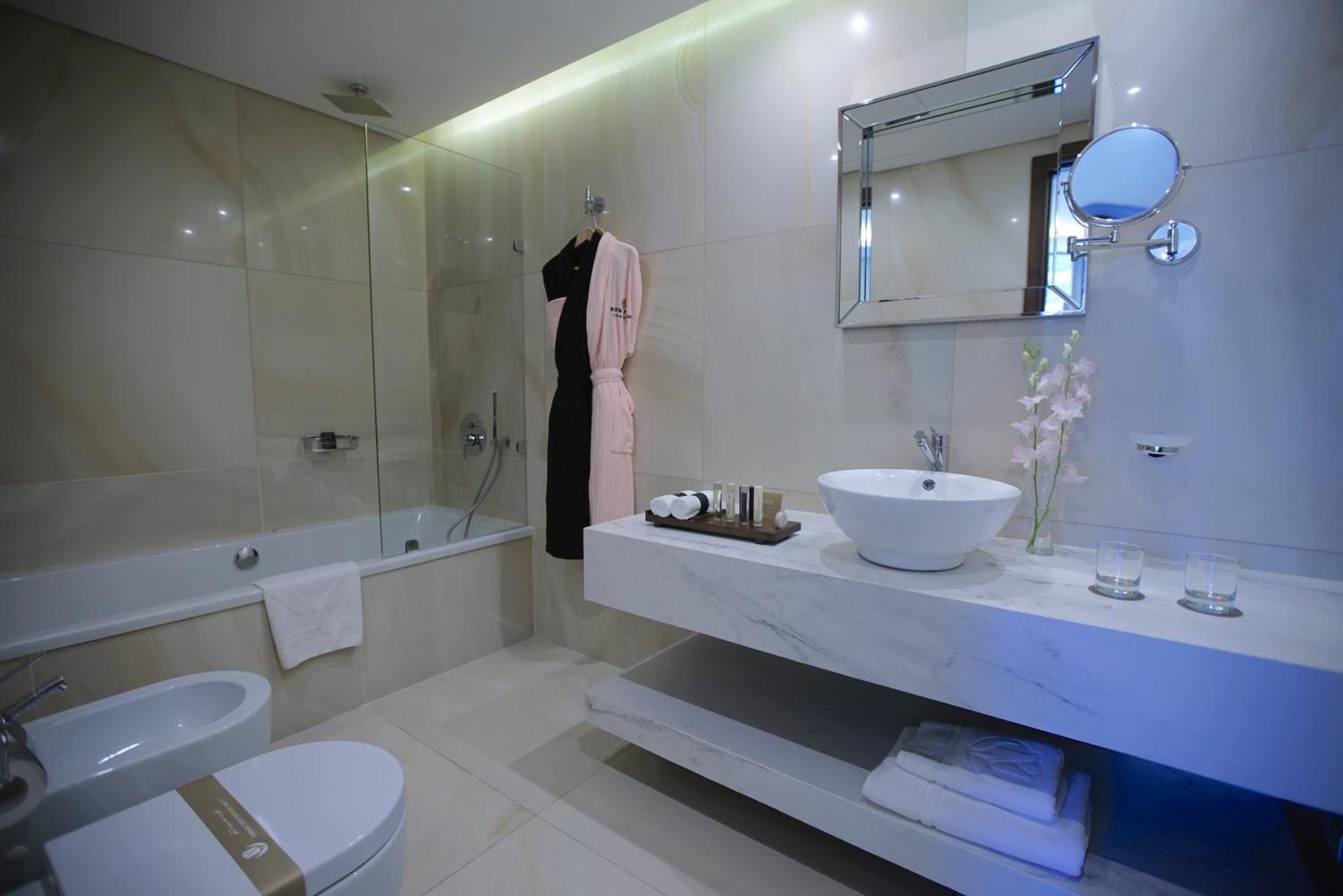 Executive King Room