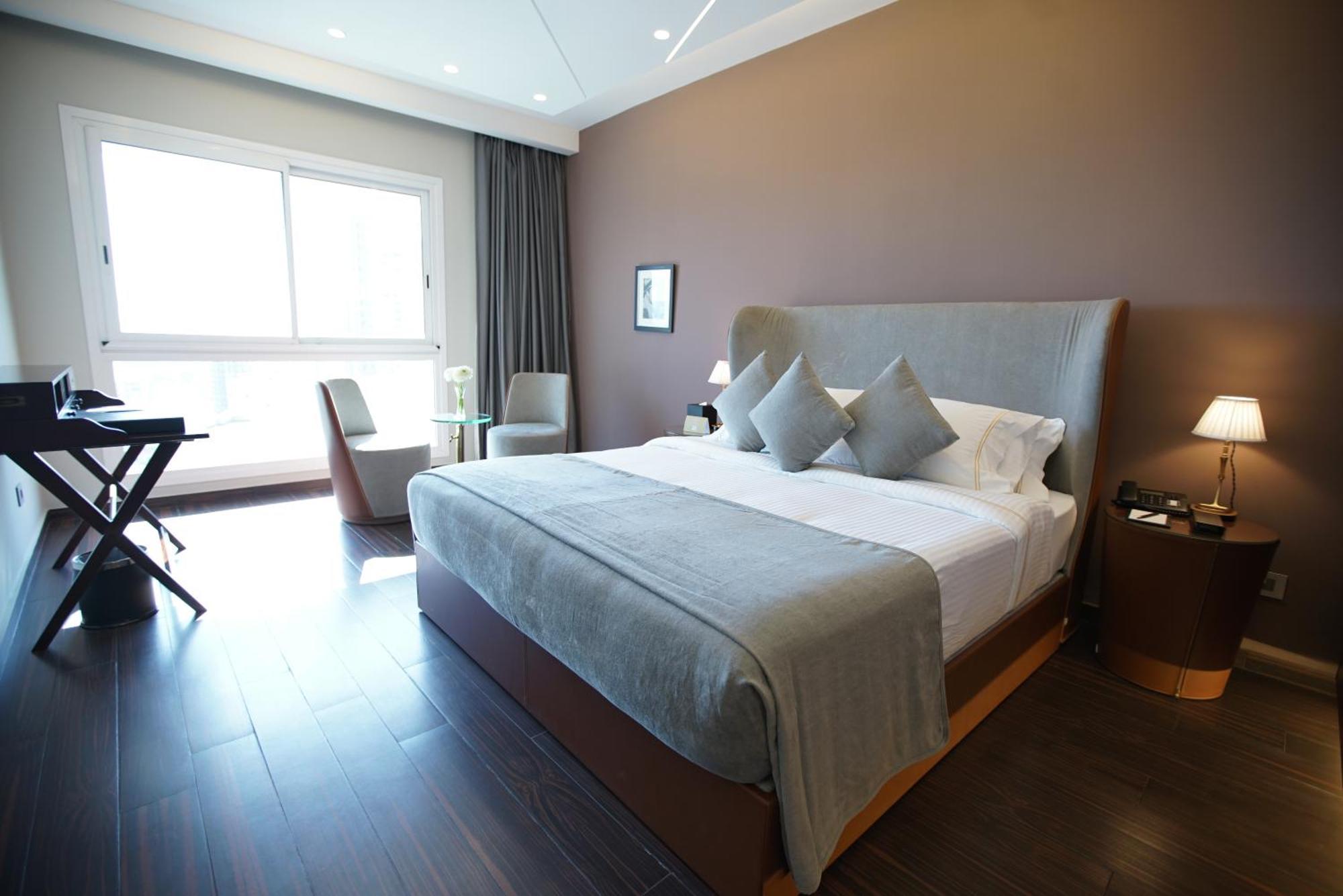 Executive King Room